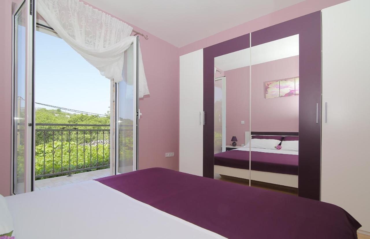 Apartment Moretic Gromaca Luaran gambar